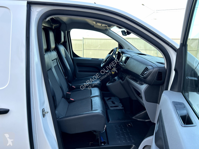 Véhicule utilitaire Peugeot Long 2.0 Bluehdi...