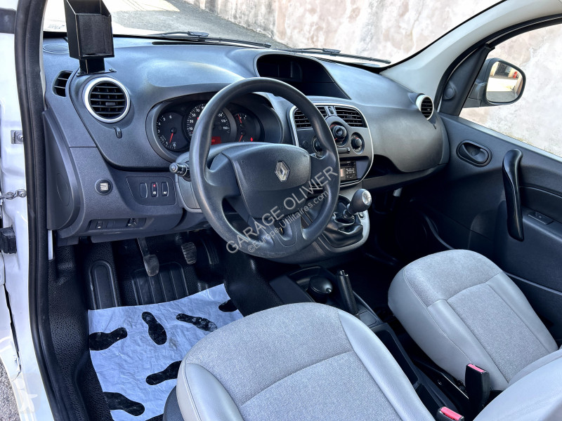 Véhicule utilitaire Renault Maxi Grand Volume...