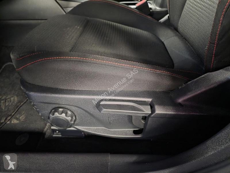 Véhicule utilitaire Ford FOCUS 1.0 EcoBoost...