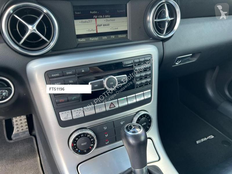 Samochód dostawczy Mercedes SLK 200