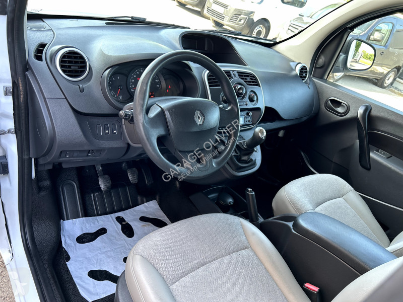 Véhicule utilitaire Renault Maxi Grand Volume...