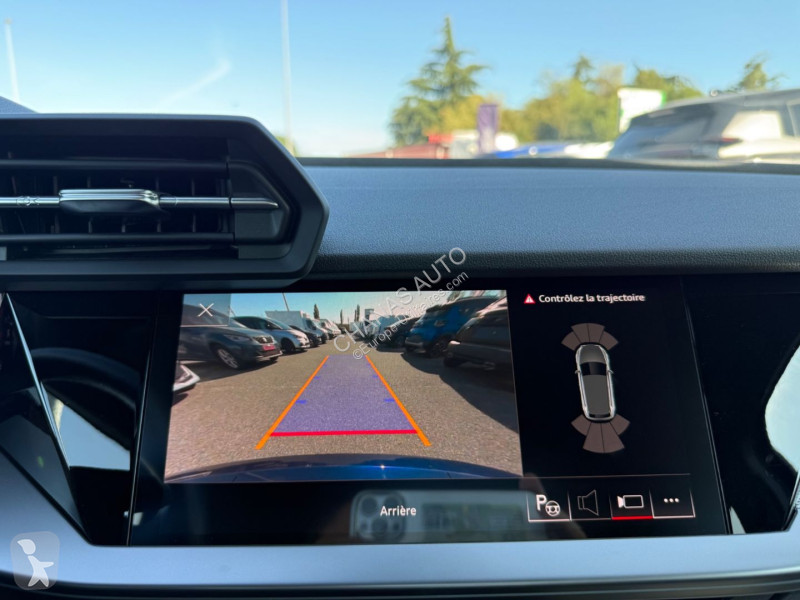 Véhicule utilitaire Audi 40 TFSIe 204 Design...