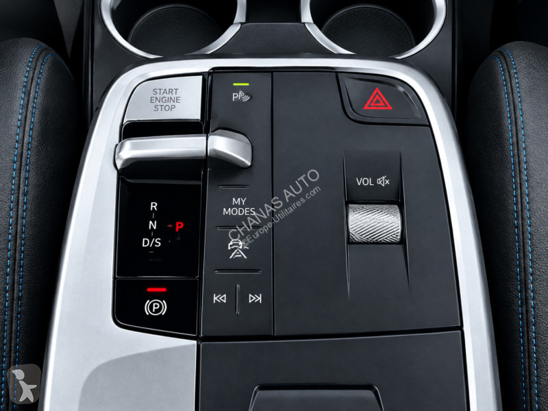 Veicolo commerciale BMW sDrive 18i 136 M Sport...