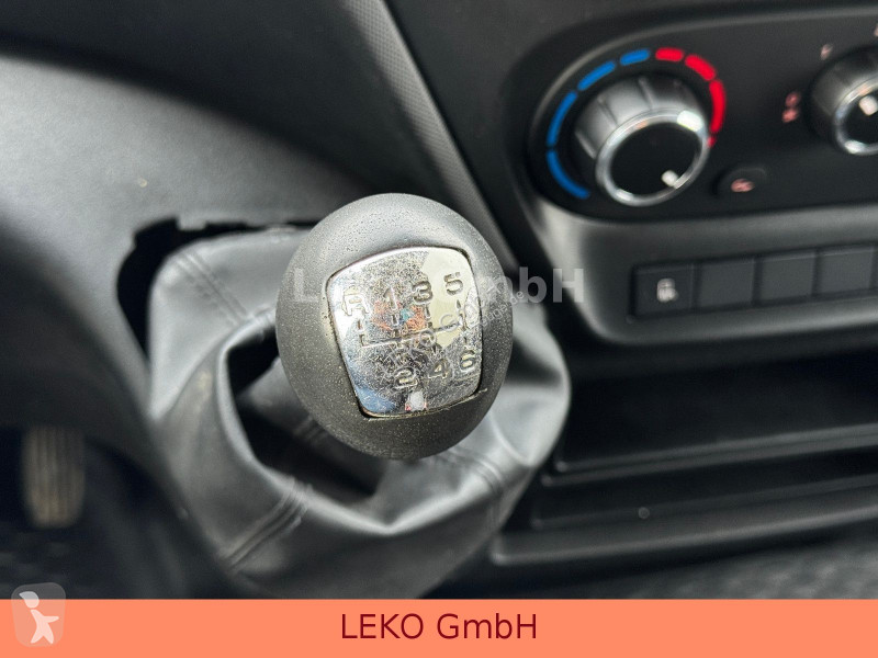 Samochód dostawczy Iveco 35C13