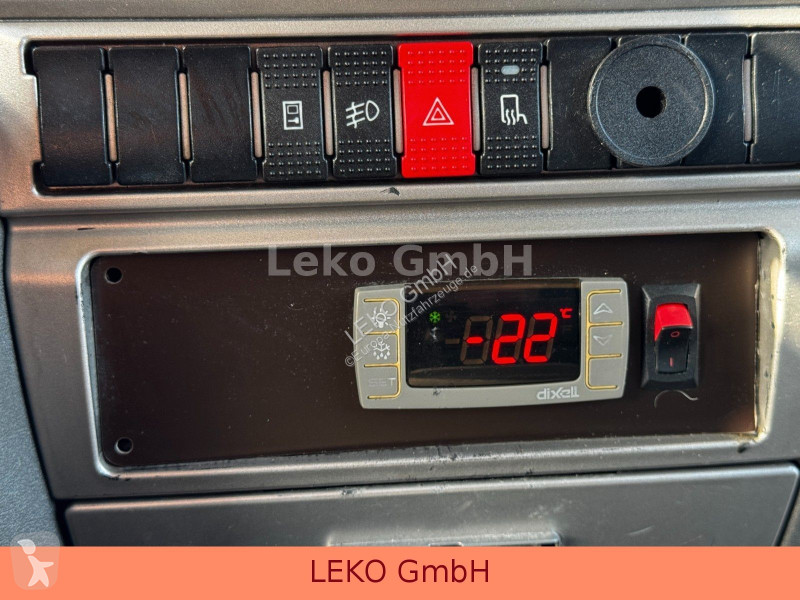Samochód dostawczy Iveco 35C13 Mit Relec Froid...