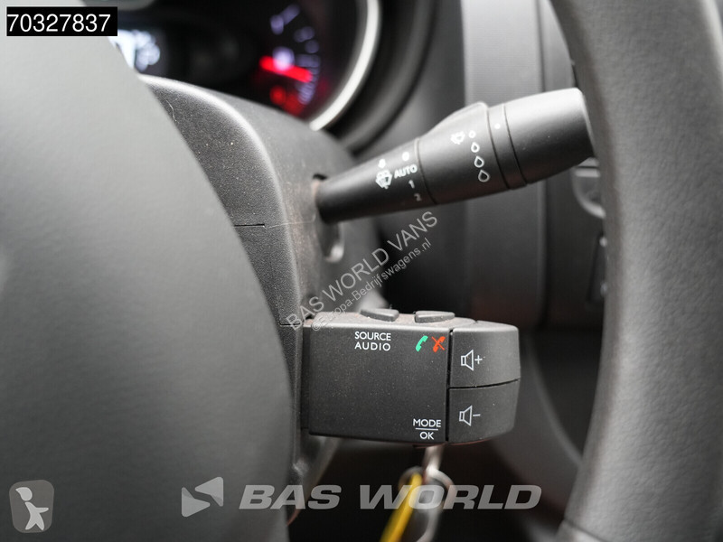 Véhicule utilitaire Renault 145pk Automaat L2H1...