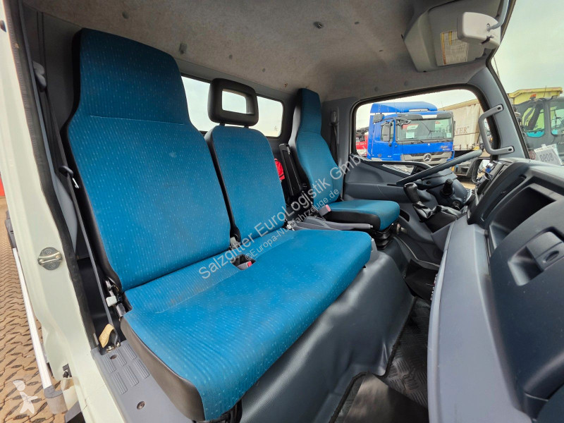 عربة نفعية Fuso 7C15