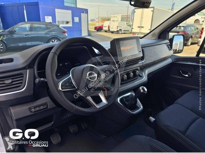 Véhicule utilitaire Nissan