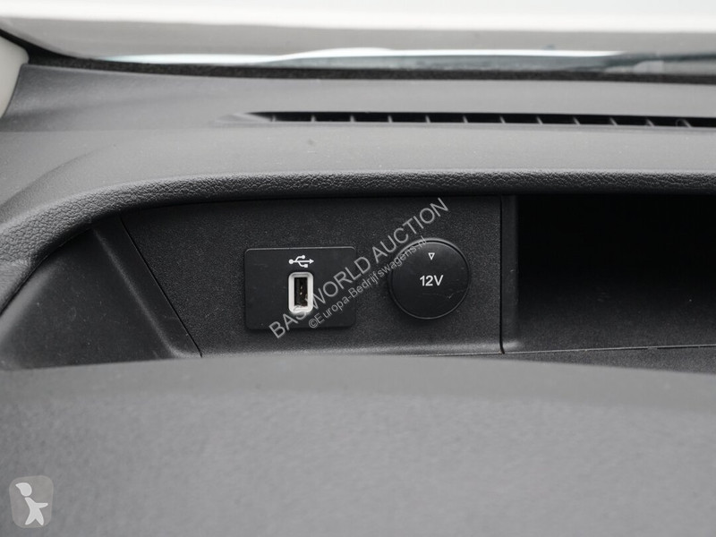 Véhicule utilitaire Ford