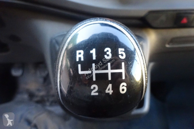 Véhicule utilitaire Ford TRANSIT CUSTOM 2,0...