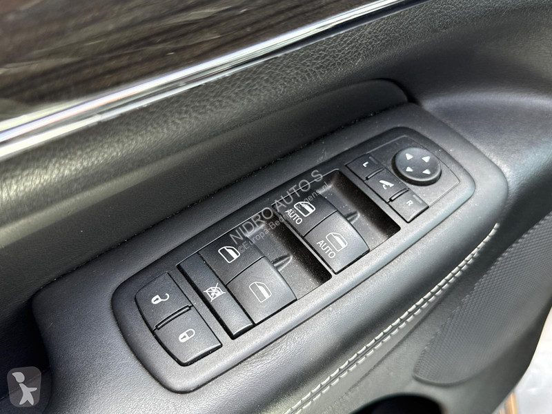 عربة نفعية Jeep 3.0 V6 CRD Overland 4x4...