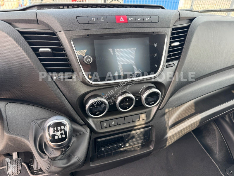 Furgoneta Iveco 70C18H PRITSCHE SIEBD KISTE...