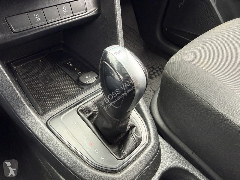 Samochód dostawczy Volkswagen 37kWh 113PK L2H1...