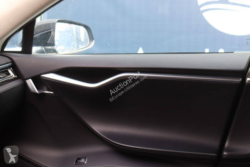 Furgoneta Tesla