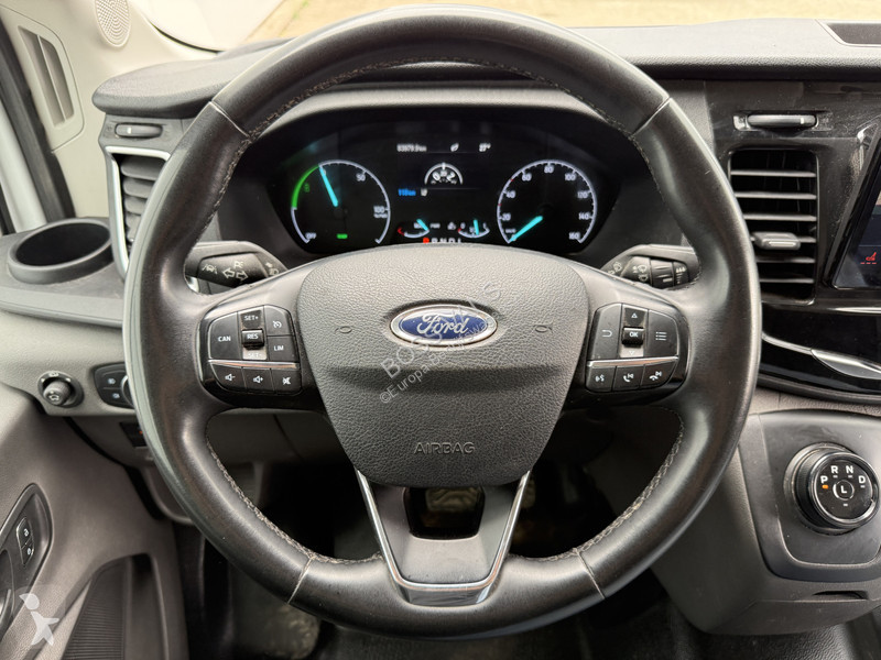 Véhicule utilitaire Ford 68kWh L4H3 316km WLTP...