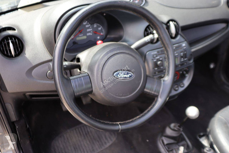 Véhicule utilitaire Ford StreetKa Ka