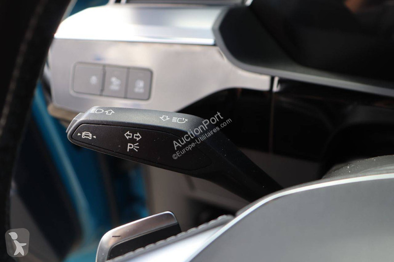 Furgoneta Audi  S Line e-tron