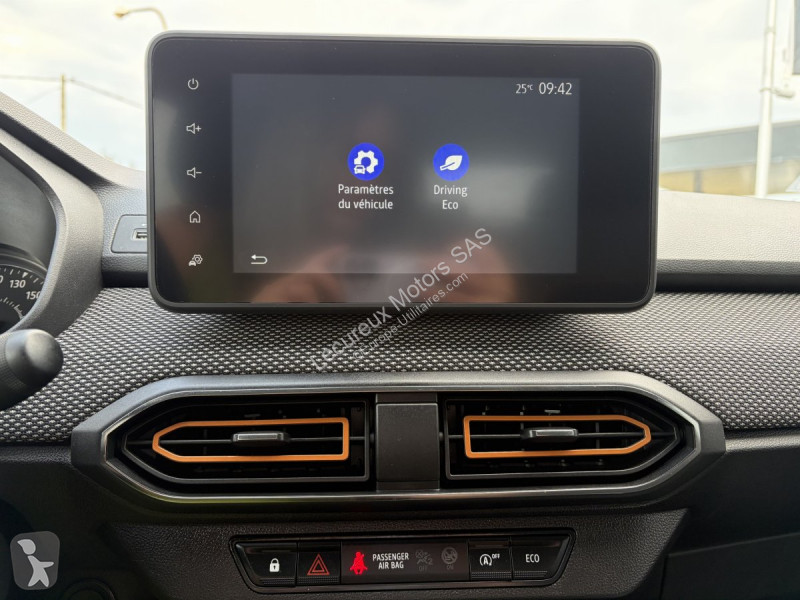 عربة نفعية Dacia (3) Stepway Confort TCe 90