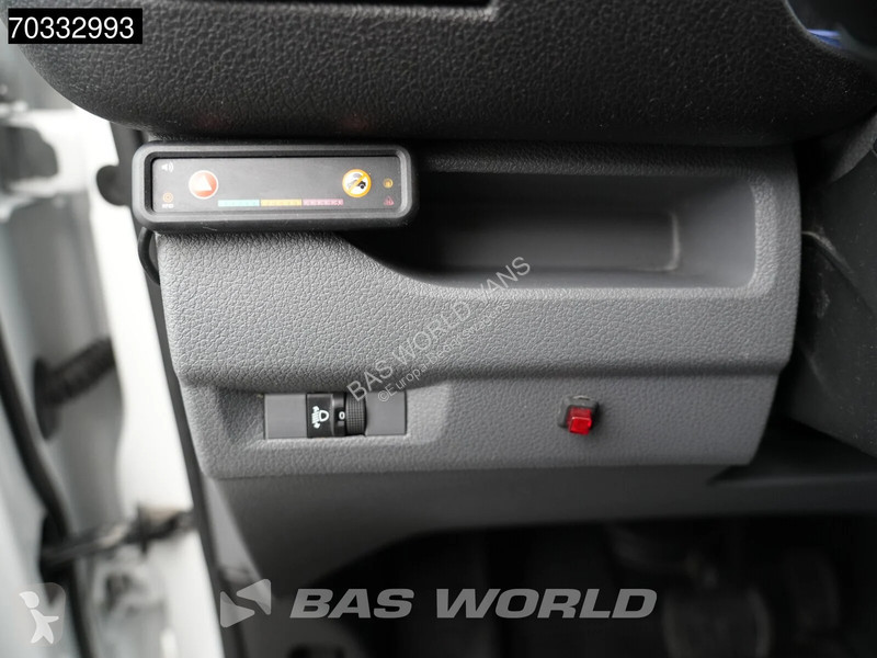 عربة نفعية Peugeot Elektrisch 50kWh 230km WLTP...