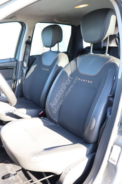 عربة نفعية Dacia