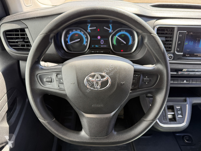 Furgoneta Toyota ProAce Electric 75kWh 136PK L2...