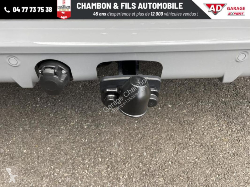 عربة نفعية Ford CABINE APPROFONDIE 320 L2H1 2.0...