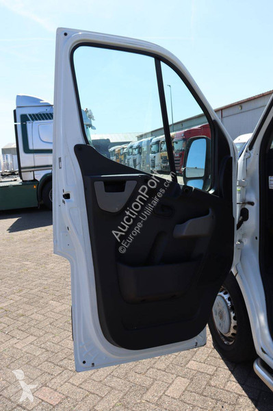 Véhicule utilitaire Opel