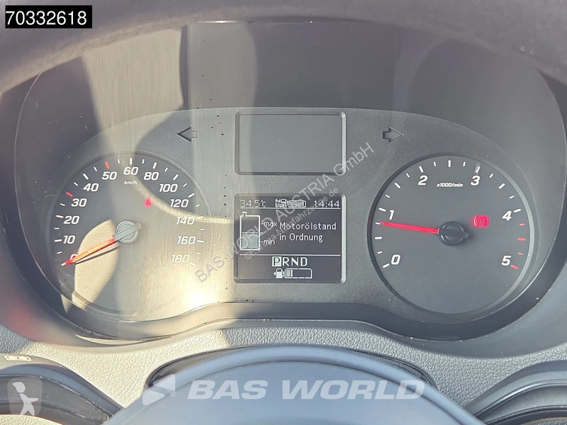 Véhicule utilitaire Mercedes 317 CDI Automatik...