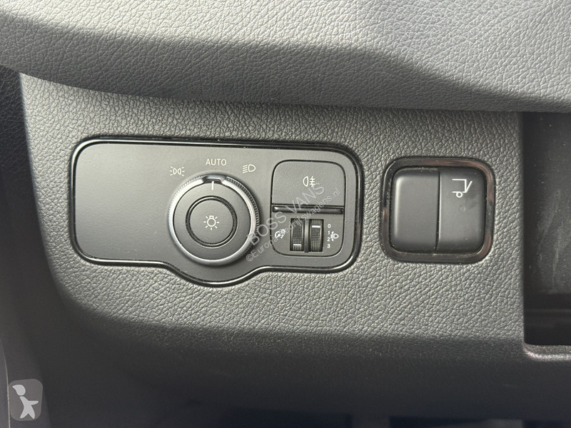 Véhicule utilitaire Mercedes 515 1.9 CDI 150PK...