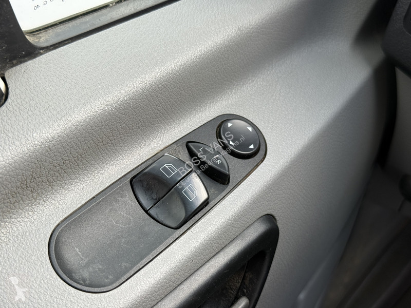 Véhicule utilitaire Mercedes 519 3.0 190PK V6...