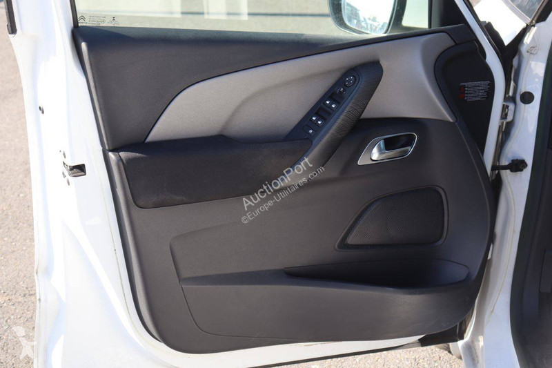 Véhicule utilitaire Citroën C4