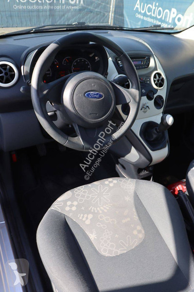 Véhicule utilitaire Ford Ka