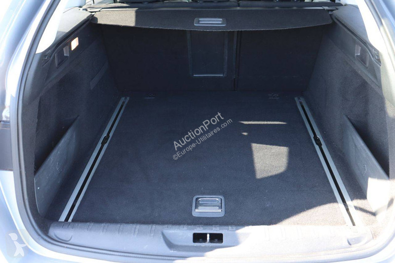 Véhicule utilitaire Peugeot