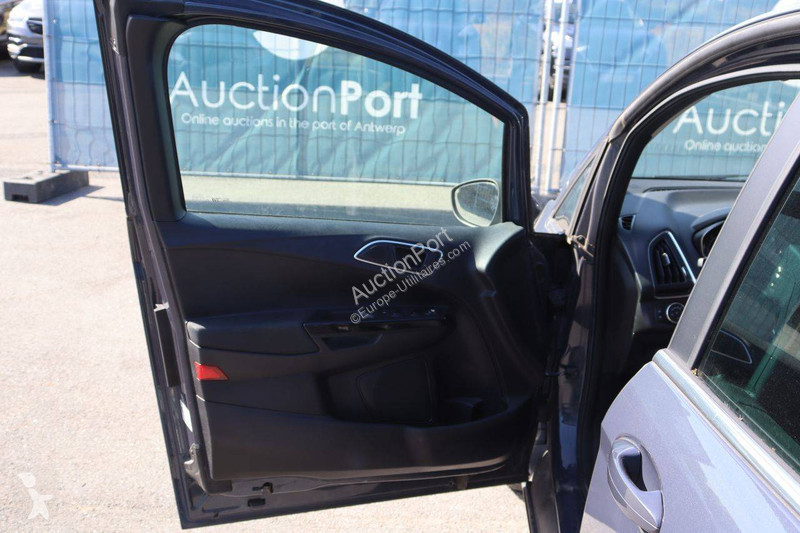 Véhicule utilitaire Ford  B-MAX