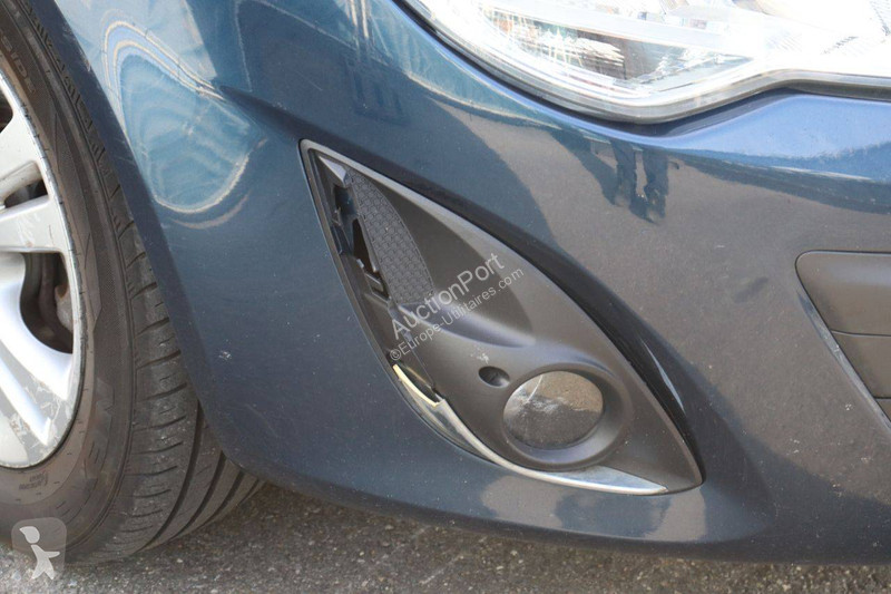 Véhicule utilitaire Opel
