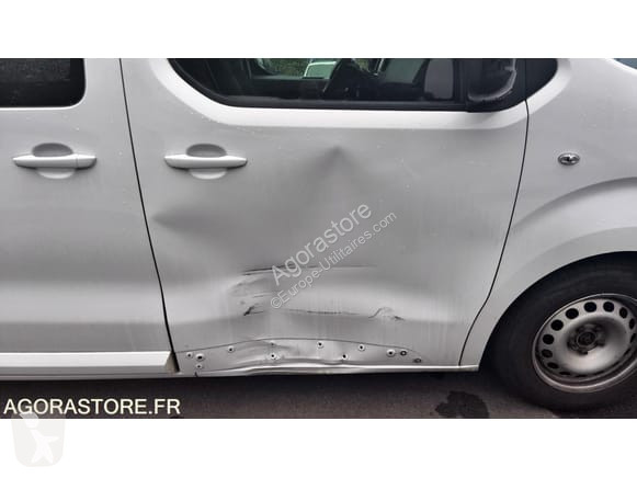 Véhicule utilitaire
