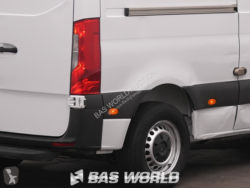 Bedrijfswagen Mercedes 312