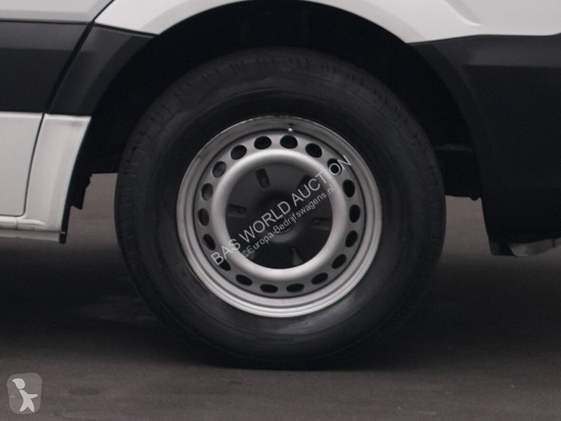 Véhicule utilitaire Mercedes 413 CDI