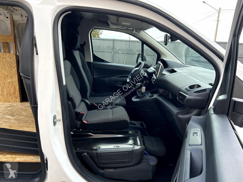 Furgoneta Peugeot Standard 650KG 1.5 Bluehdi...