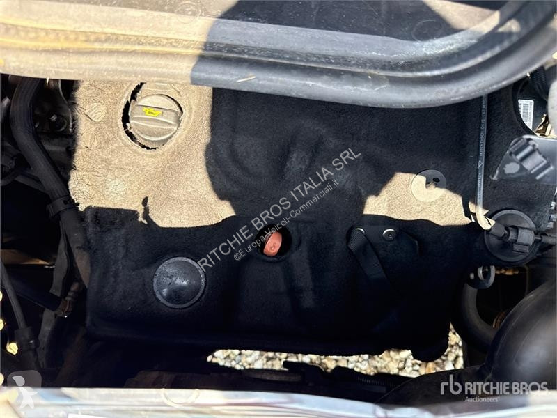 Комерційні автомобілі Opel 2.2