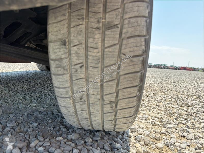 Лекотоварен автомобил Jeep 1.3