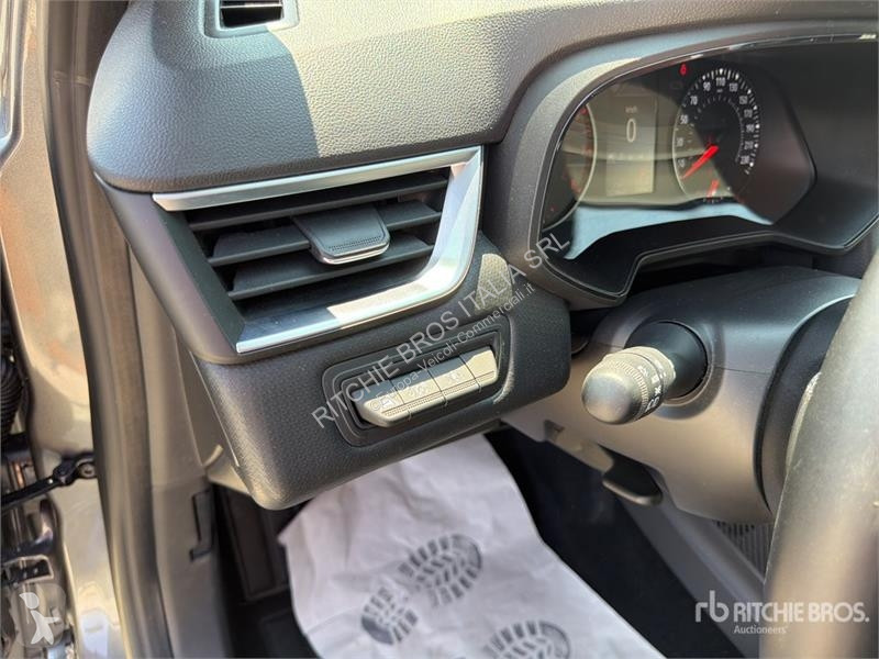 Furgoneta Renault 1.0