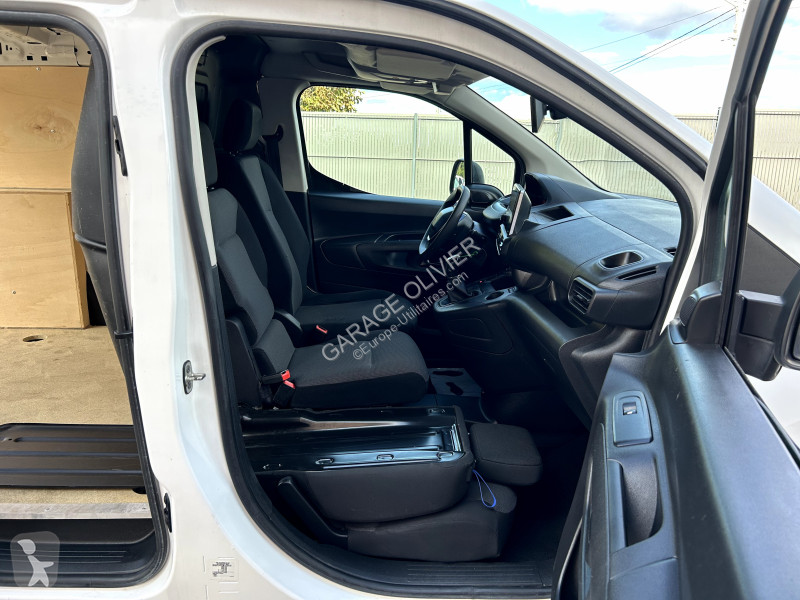 Furgoneta Peugeot Standard 650KG 1.5 Bluehdi...
