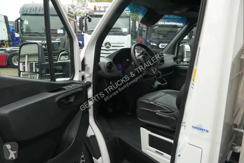 Лекотоварен автомобил Mercedes 314 CDi | XARIOS...