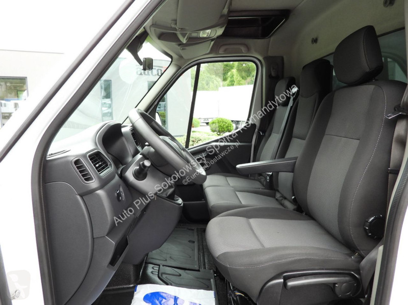 Лекотоварен автомобил Renault  MASTER