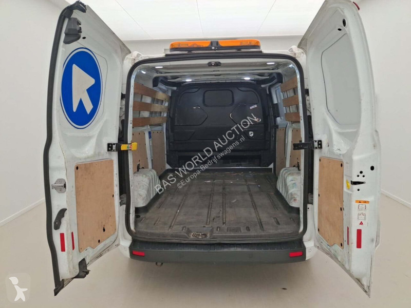 Лекотоварен автомобил Ford 340 1.0 L1H1 PHEV Tr...