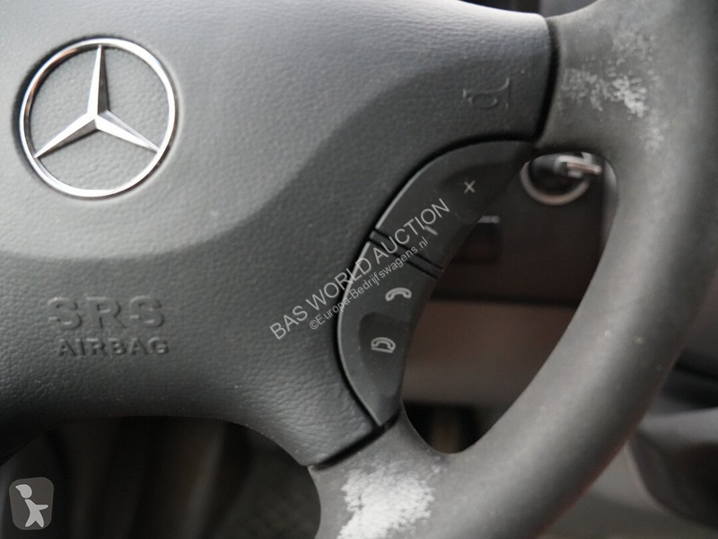 Лекотоварен автомобил Mercedes 516 CDI