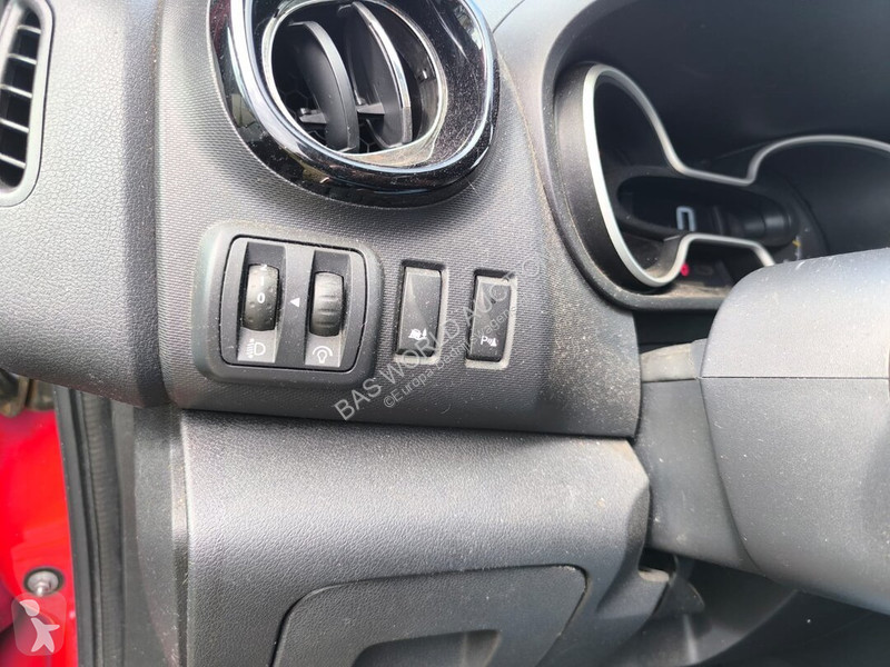 Лекотоварен автомобил Opel 120PK
