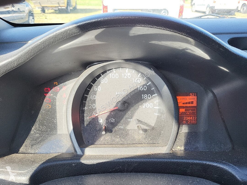 Furgoneta Nissan 86pk