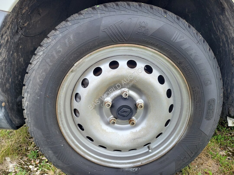 Furgoneta Renault 75PK
